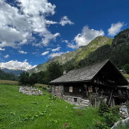 Walser Haus- Bluchalet Appartement Gressoney-Saint-Jean